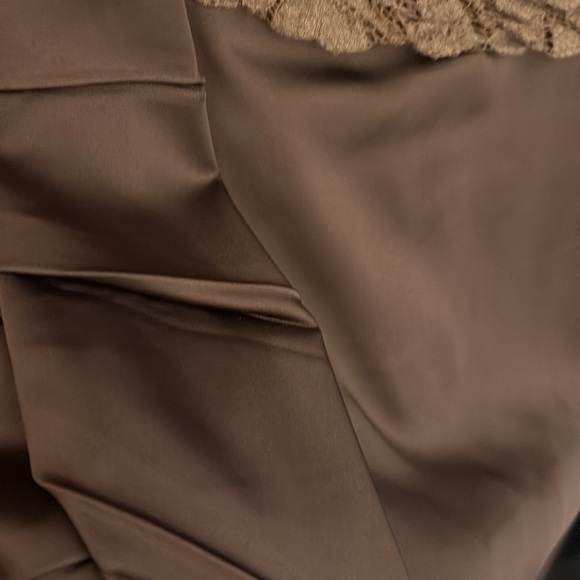 Dress - Picture 5 of 7